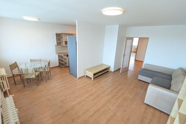 Pronájem bytu 3+1 82 m², Brdičkova, Praha Pronájem bytu 3+1 82 m², Brdičkova, Praha