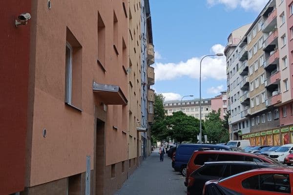 Pronájem bytu 3+1 75 m², Cihlářská, Pronájem bytu 3+1 75 m², Cihlářská,