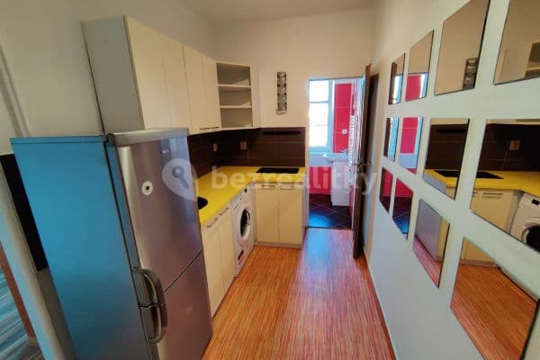 Pronájem bytu 1+kk 33 m², Poutnická, Pronájem bytu 1+kk 33 m², Poutnická,