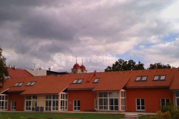 Pronájem bytu 2+kk 90 m², Pražská třída, Hradec Králové Pronájem bytu 2+kk 90 m², Pražská třída, Hradec Králové