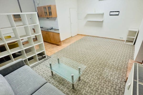 Pronájem bytu 1+kk 34 m², Staškova, Liberec, Liberecký kraj Pronájem bytu 1+kk 34 m², Staškova, Liberec, Liberecký kraj