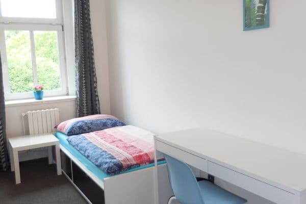 Pronájem bytu 16 m², Českobrodská, Praha Pronájem bytu 16 m², Českobrodská, Praha