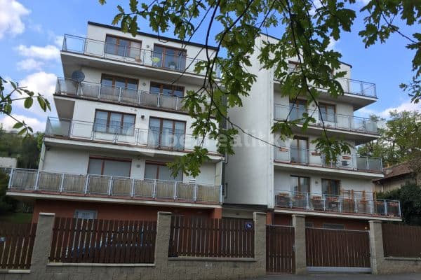Pronájem garáže 15 m², Nad Rokoskou, Pronájem garáže 15 m², Nad Rokoskou,
