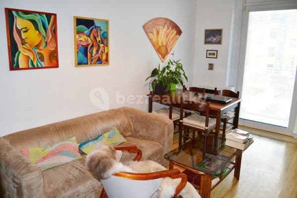 Pronájem bytu 2+kk 54 m², Lublaňská, Pronájem bytu 2+kk 54 m², Lublaňská,