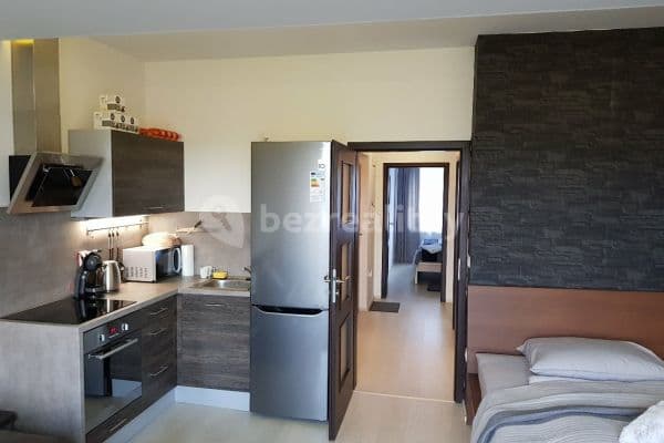 Pronájem bytu 2+kk 40 m², Lesní stezka, Jablonec nad Nisou Pronájem bytu 2+kk 40 m², Lesní stezka, Jablonec nad Nisou