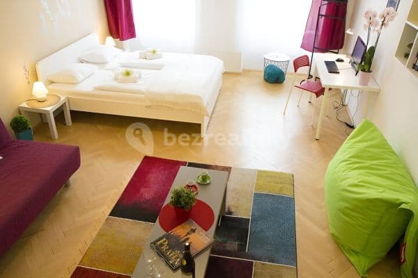 Pronájem bytu 2+kk 50 m², Lidická, Praha Pronájem bytu 2+kk 50 m², Lidická, Praha