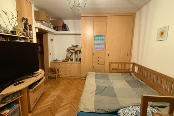 Pronájem bytu 1+1 32 m², Halasovo náměstí, Pronájem bytu 1+1 32 m², Halasovo náměstí,