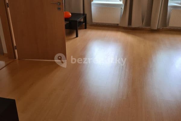 Pronájem bytu 2+1 85 m², Petřínská, Praha Pronájem bytu 2+1 85 m², Petřínská, Praha