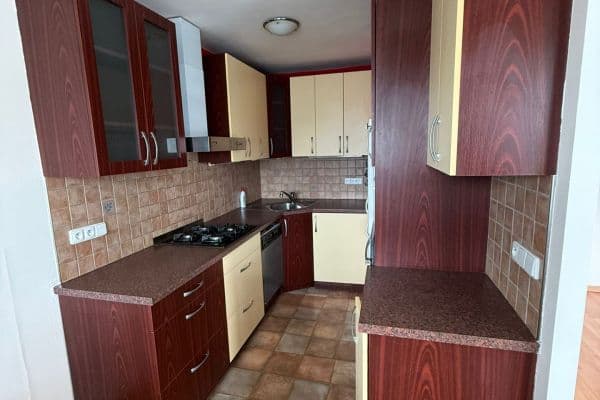 Pronájem bytu 3+1 80 m², Livornská, Pronájem bytu 3+1 80 m², Livornská,