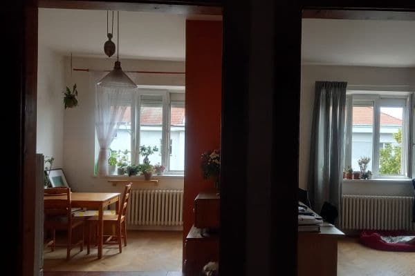 Pronájem bytu 1+1 53 m², V Zálomu, Praha Pronájem bytu 1+1 53 m², V Zálomu, Praha