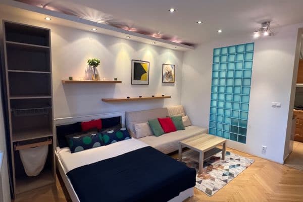 Pronájem bytu 1+kk 28 m², Cihlářská, Pronájem bytu 1+kk 28 m², Cihlářská,