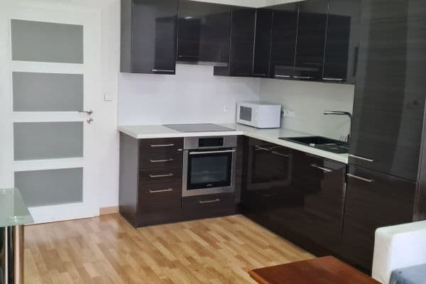 Pronájem bytu 2+kk 47 m², Jeseniova, Pronájem bytu 2+kk 47 m², Jeseniova,
