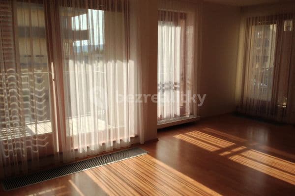 Pronájem bytu 1+kk 35 m², Praha Pronájem bytu 1+kk 35 m², Praha