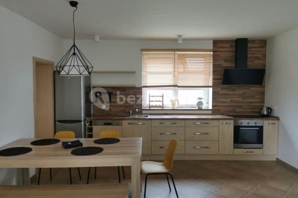 Pronájem bytu 3+kk 85 m², Janáčkova, Čeperka Pronájem bytu 3+kk 85 m², Janáčkova, Čeperka