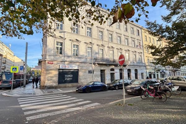 Pronájem bytu 1+1 32 m², Arbesovo náměstí, Praha Pronájem bytu 1+1 32 m², Arbesovo náměstí, Praha