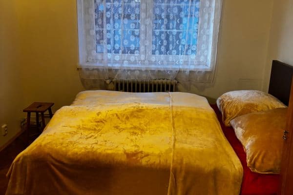 Pronájem bytu 2+1 50 m², Roztylské sady, Praha Pronájem bytu 2+1 50 m², Roztylské sady, Praha