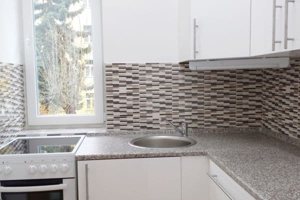 Pronájem bytu 2+1 55 m², Zdařilá, Praha Pronájem bytu 2+1 55 m², Zdařilá, Praha