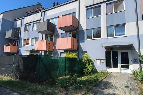 Pronájem bytu 2+kk 54 m², Herlíkovická, Hlavní město Praha Pronájem bytu 2+kk 54 m², Herlíkovická, Hlavní město Praha