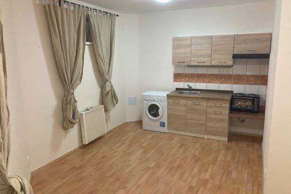 Pronájem bytu Garsoniéra 24 m², Tišnovská, Brno Pronájem bytu Garsoniéra 24 m², Tišnovská, Brno