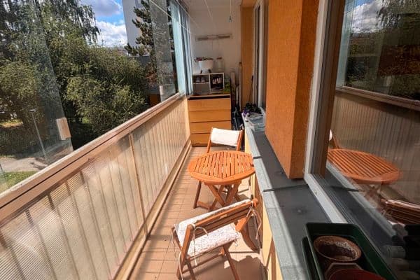 Pronájem bytu 3+1 60 m², Harrachovská, Praha Pronájem bytu 3+1 60 m², Harrachovská, Praha