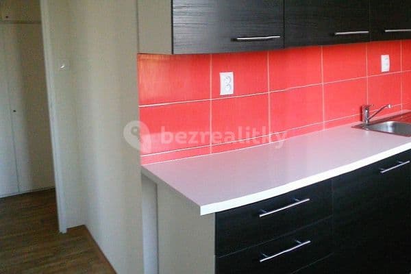 Pronájem bytu 2+1 54 m², Vrútecká, Praha Pronájem bytu 2+1 54 m², Vrútecká, Praha