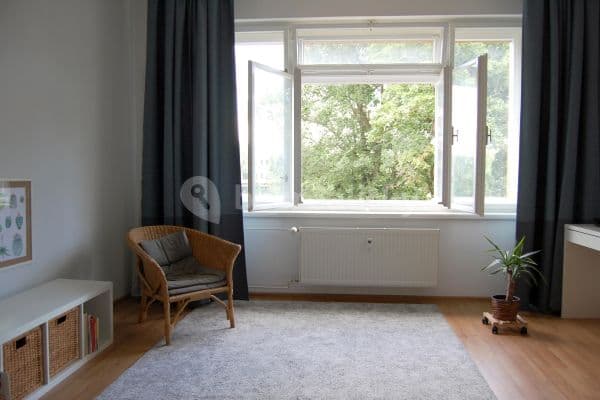 Pronájem bytu 2+1 73 m², Smetanovo nábřeží, Hradec Králové, Královéhradecký kraj Pronájem bytu 2+1 73 m², Smetanovo nábřeží, Hradec Králové, Královéhradecký kraj