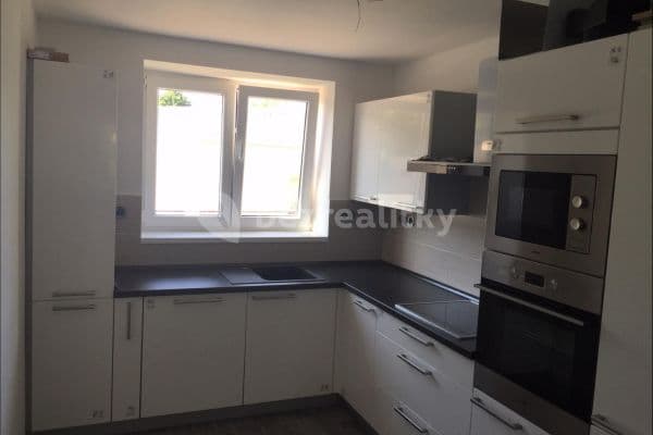 Pronájem bytu 2+1 55 m², Dašická, Pardubice, Pardubický kraj Pronájem bytu 2+1 55 m², Dašická, Pardubice, Pardubický kraj