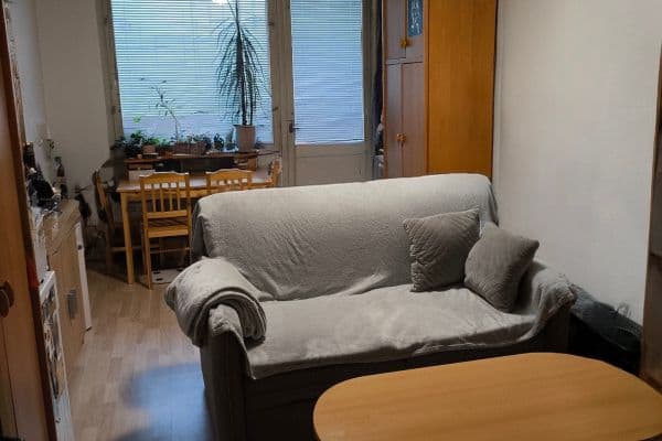 Pronájem bytu 2+1 42 m², Jablonecká, Praha Pronájem bytu 2+1 42 m², Jablonecká, Praha