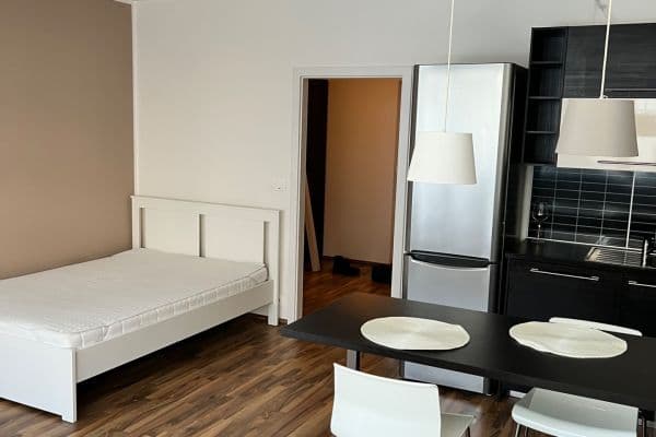 Pronájem bytu 1+kk 43 m², Fikerova, Praha 12 Pronájem bytu 1+kk 43 m², Fikerova, Praha 12