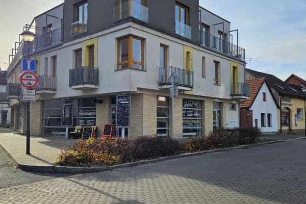 Pronájem bytu 3+kk 68 m², Na Valech, Poděbrady, Středočeský kraj Pronájem bytu 3+kk 68 m², Na Valech, Poděbrady, Středočeský kraj