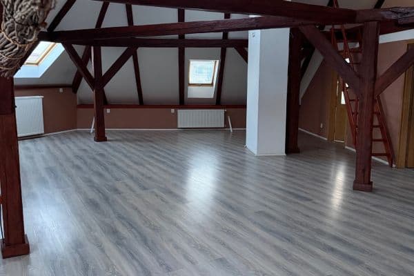 Pronájem kanceláře 173 m², Bohdanečská, Praha-Vinoř Pronájem kanceláře 173 m², Bohdanečská, Praha-Vinoř