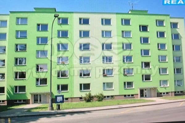 Pronájem bytu 2+kk 39 m², Komenského náměstí, Litomyšl Pronájem bytu 2+kk 39 m², Komenského náměstí, Litomyšl