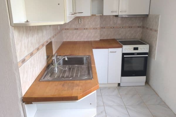 Pronájem bytu 3+1 68 m², Kralupská, Brandýs nad Labem-Stará Boleslav Pronájem bytu 3+1 68 m², Kralupská, Brandýs nad Labem-Stará Boleslav