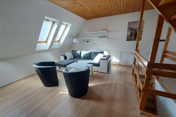 Pronájem bytu 1+1 58 m², K Vodojemu, Pronájem bytu 1+1 58 m², K Vodojemu,