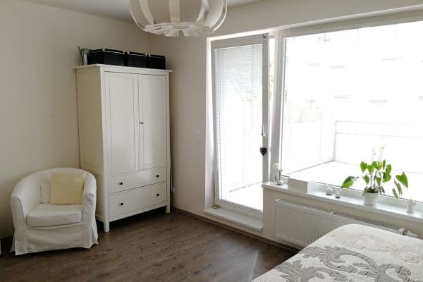 Pronájem bytu 1+kk 34 m², Na Křečku, Praha 15 Pronájem bytu 1+kk 34 m², Na Křečku, Praha 15