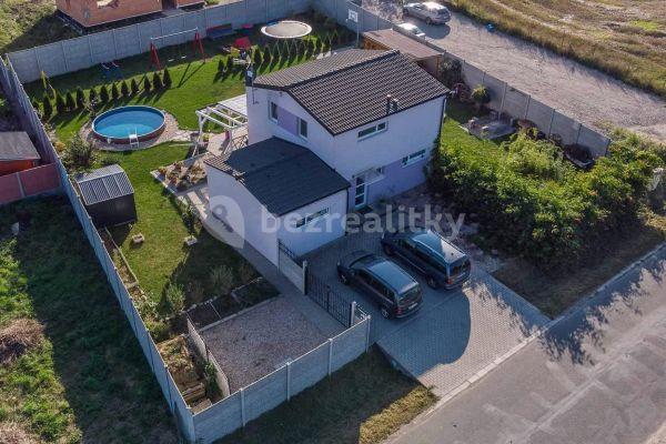 Prodej domu 135 m², pozemek 1.000 m², 32221, Pardubice