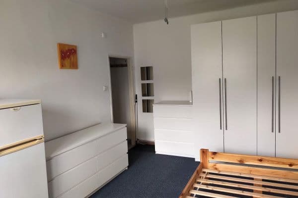 Pronájem bytu Garsoniéra 20 m², Generála Píky, Praha Pronájem bytu Garsoniéra 20 m², Generála Píky, Praha