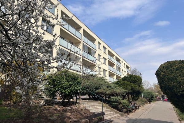 Pronájem bytu 4+kk 87 m², K Rovinám, Praha 5 Pronájem bytu 4+kk 87 m², K Rovinám, Praha 5