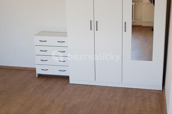 Pronájem bytu 1+1 38 m², Liptaňské náměstí, Ostrava Pronájem bytu 1+1 38 m², Liptaňské náměstí, Ostrava