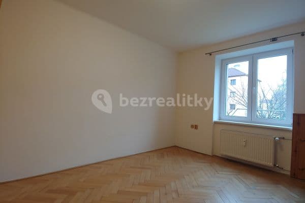 Pronájem bytu 1+1 30 m², Na Okrouhlíku, Pardubice III