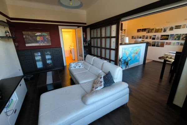 Pronájem bytu 2+1 66 m², V Mezihoří, Praha Pronájem bytu 2+1 66 m², V Mezihoří, Praha