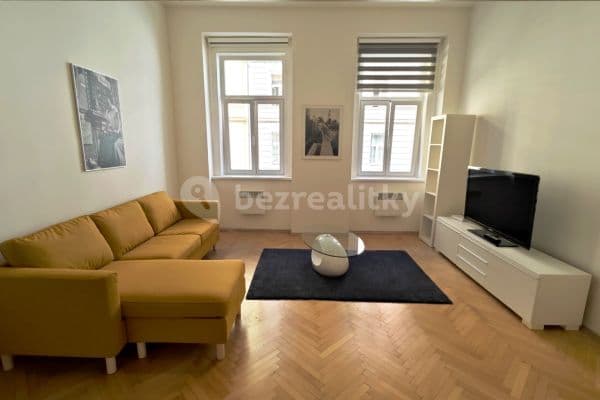 Pronájem bytu 1+1 49 m², Kamenická, Praha Pronájem bytu 1+1 49 m², Kamenická, Praha