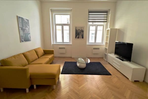 Pronájem bytu 1+1 49 m², Kamenická, Praha, Praha Pronájem bytu 1+1 49 m², Kamenická, Praha, Praha