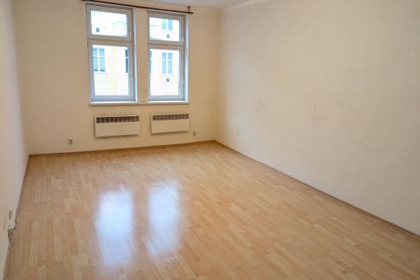 Pronájem bytu 1+1 52 m², Lounská, Teplice Pronájem bytu 1+1 52 m², Lounská, Teplice