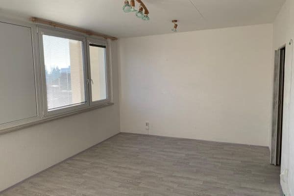 Pronájem bytu Garsoniéra 38 m², Běchorská, Praha Pronájem bytu Garsoniéra 38 m², Běchorská, Praha