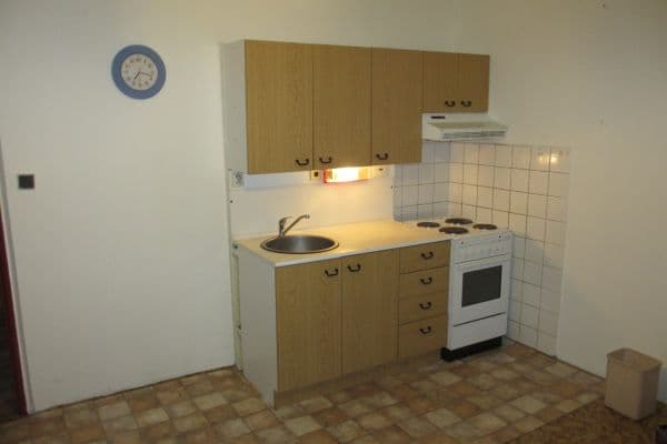 Pronájem bytu 1+kk 32 m², Hodonínská, Plzeň, Plzeňský kraj Pronájem bytu 1+kk 32 m², Hodonínská, Plzeň, Plzeňský kraj