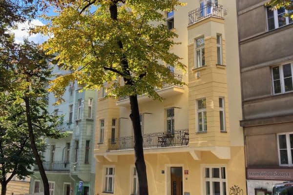 Pronájem bytu 1+1 39 m², Tolstého, Praha 10 Pronájem bytu 1+1 39 m², Tolstého, Praha 10