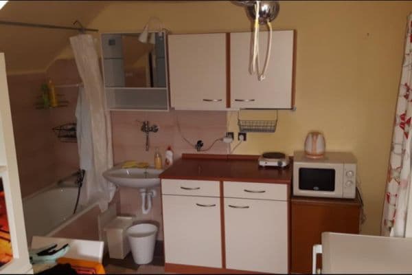 Pronájem bytu Garsoniéra 22 m², Edisonova, Praha Pronájem bytu Garsoniéra 22 m², Edisonova, Praha
