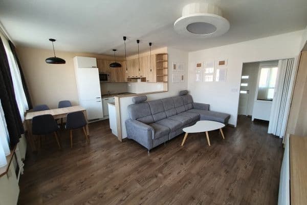 Pronájem bytu 4+kk 85 m², Mimoňská, Praha Pronájem bytu 4+kk 85 m², Mimoňská, Praha