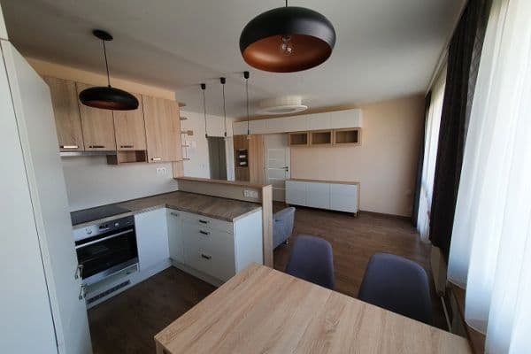Pronájem bytu 4+kk 85 m², Mimoňská, Praha Pronájem bytu 4+kk 85 m², Mimoňská, Praha
